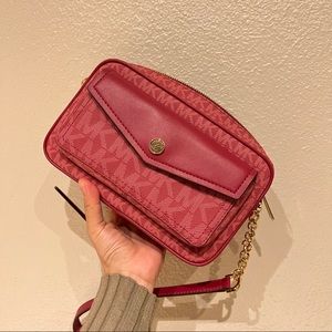 Michael kors jet set camera crossbody bag